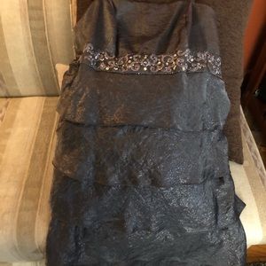 Grey 2 piece dress new with tags. Size 20
